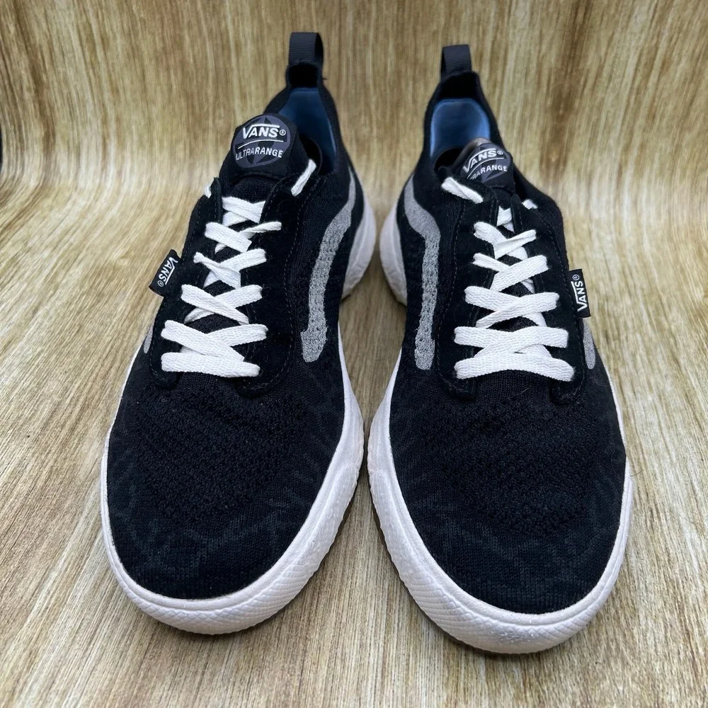 Vans UltraRange VR3 Men's Size 11.5 Black White Grey Knit Sustainable Sneakers